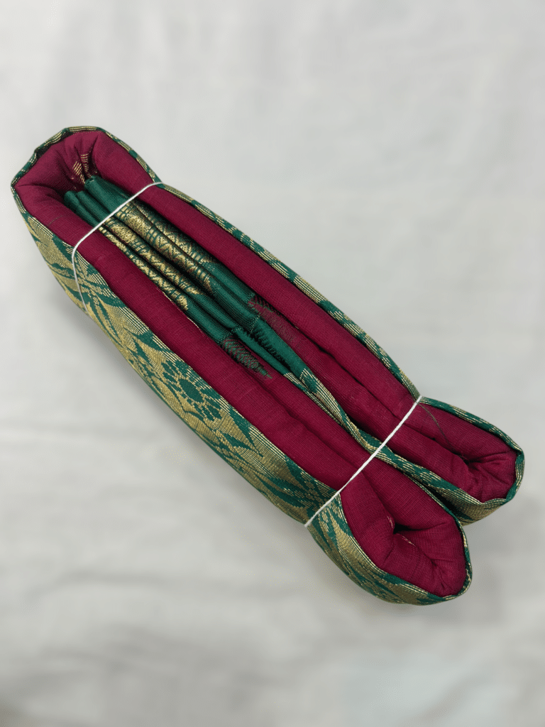 Bottle Green Original Cotton Gadwal Saree with Maroon Temple Kuttu Border and Zari Butta