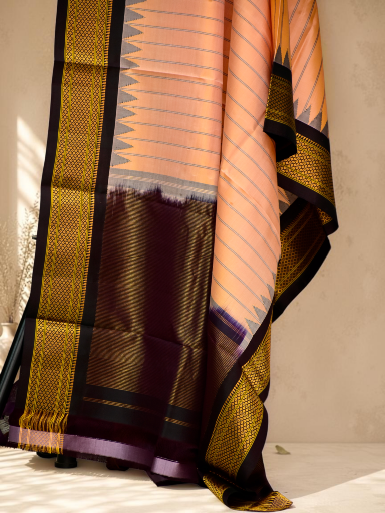 Peach & Wine Dual Shade Pure Handloom Gadwal Dupatta - view 2