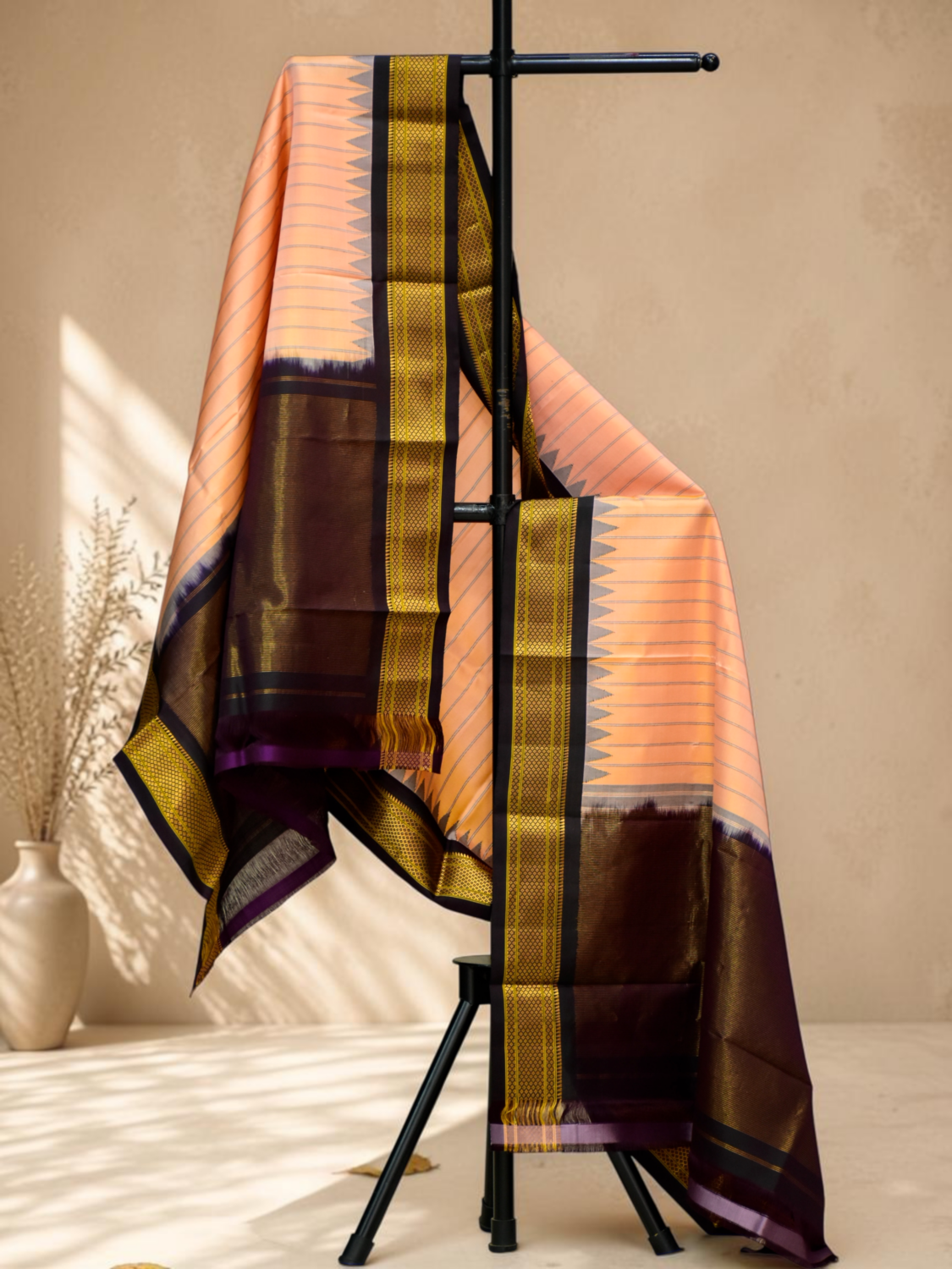 Peach & Wine Dual Shade Pure Handloom Gadwal Dupatta