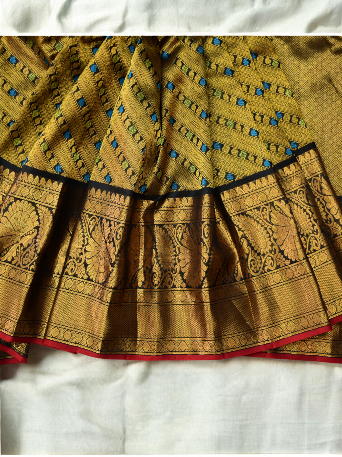 Golden Olive & Black Handloom Brocade Gadwal Saree