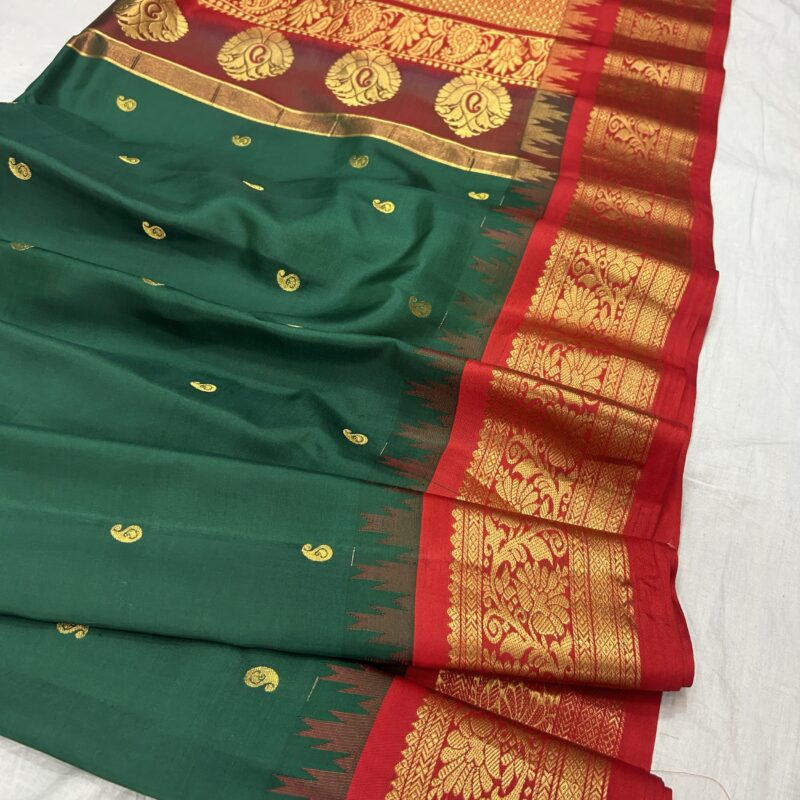 Bottle Green & Red Pure Silk Gadwal Vintage Saree - view 5