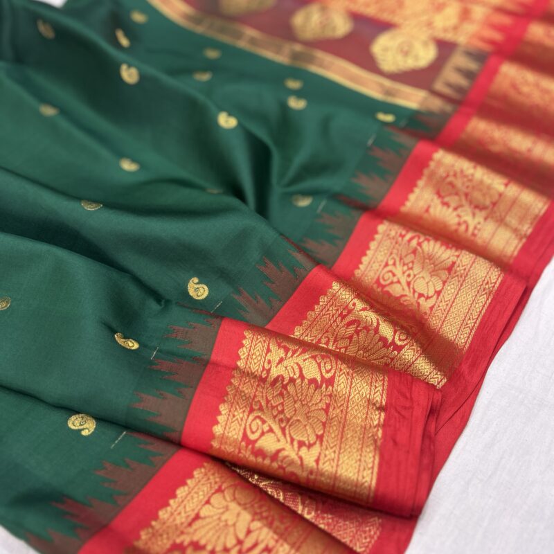 Bottle Green & Red Pure Silk Gadwal Vintage Saree - view 6