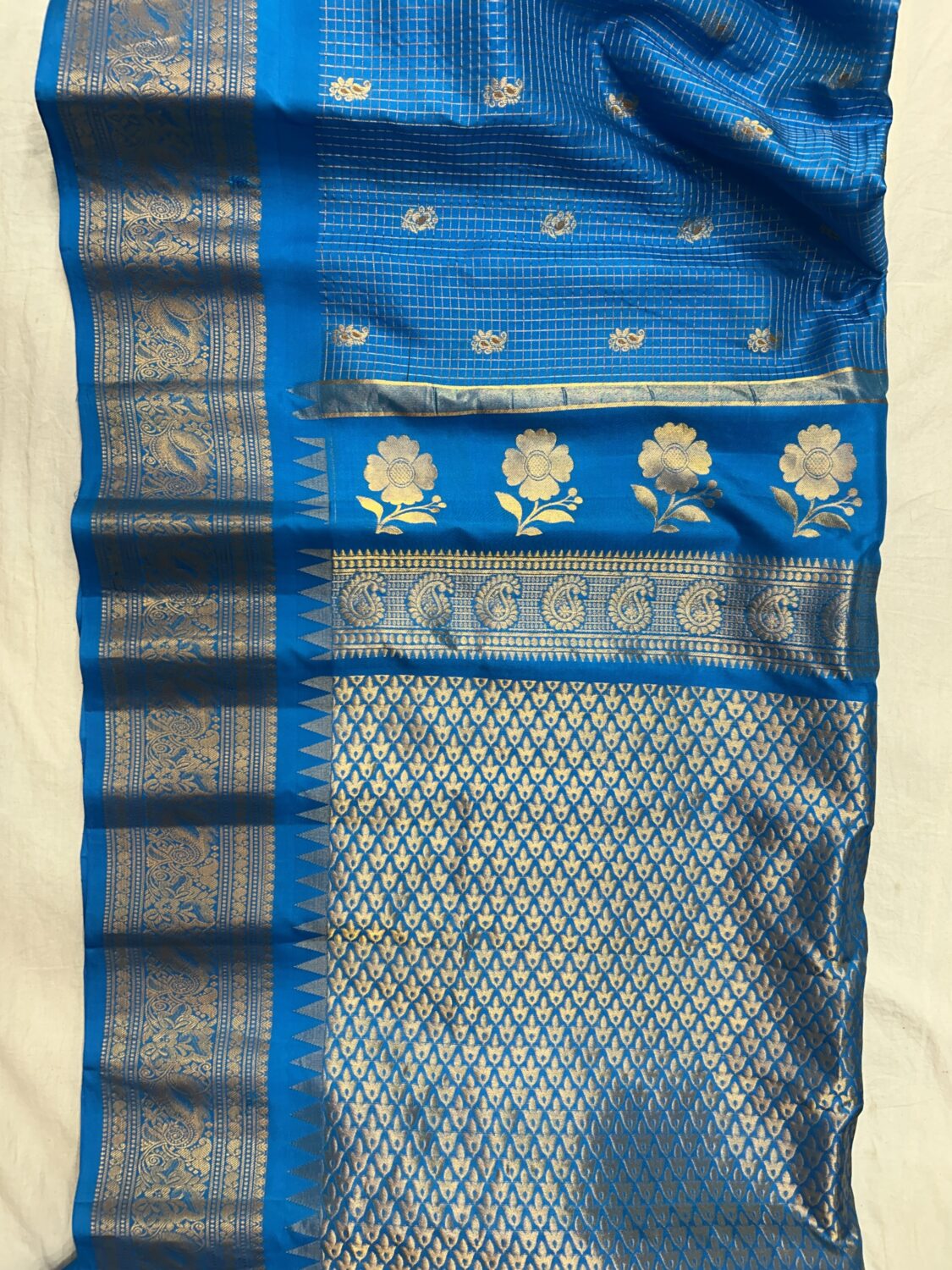 Sky Blue Vintage Tissue Pure Silk Gadwal Saree
