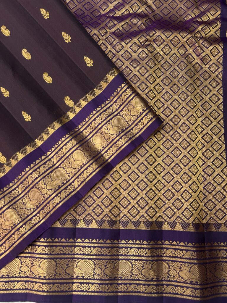 Wine Purple Vintage Pure Handloom Silk Gadwal Saree