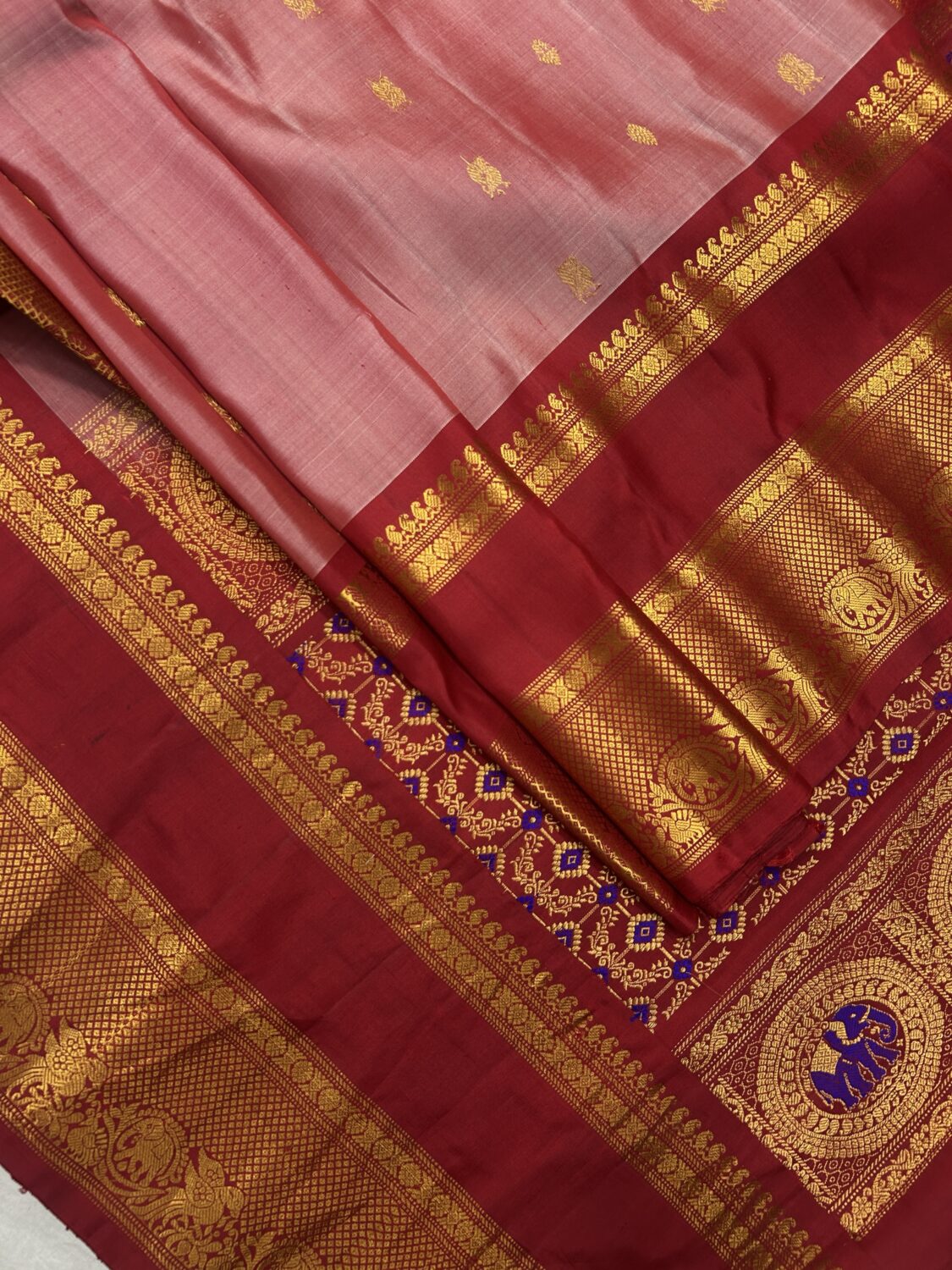 Dusty Rose & Maroon Handloom Pure Silk Gadwal Saree