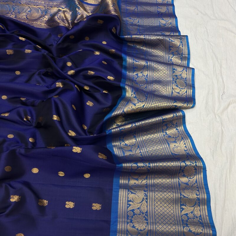 Navy Blue & Peacock Blue Handloom Pure Silk Gadwal Saree - view 2