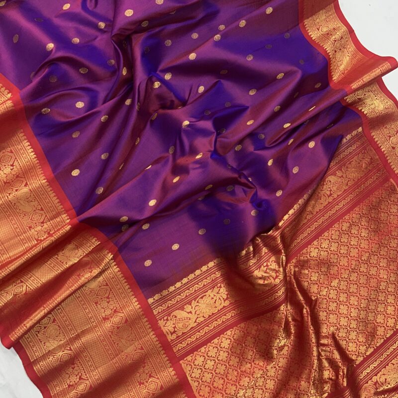 Purple Red Contrast Pure Gadwal Handloom Silk Saree - view 2