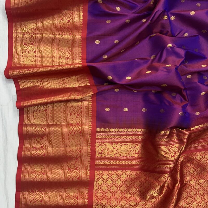 Purple Red Contrast Pure Gadwal Handloom Silk Saree - view 3