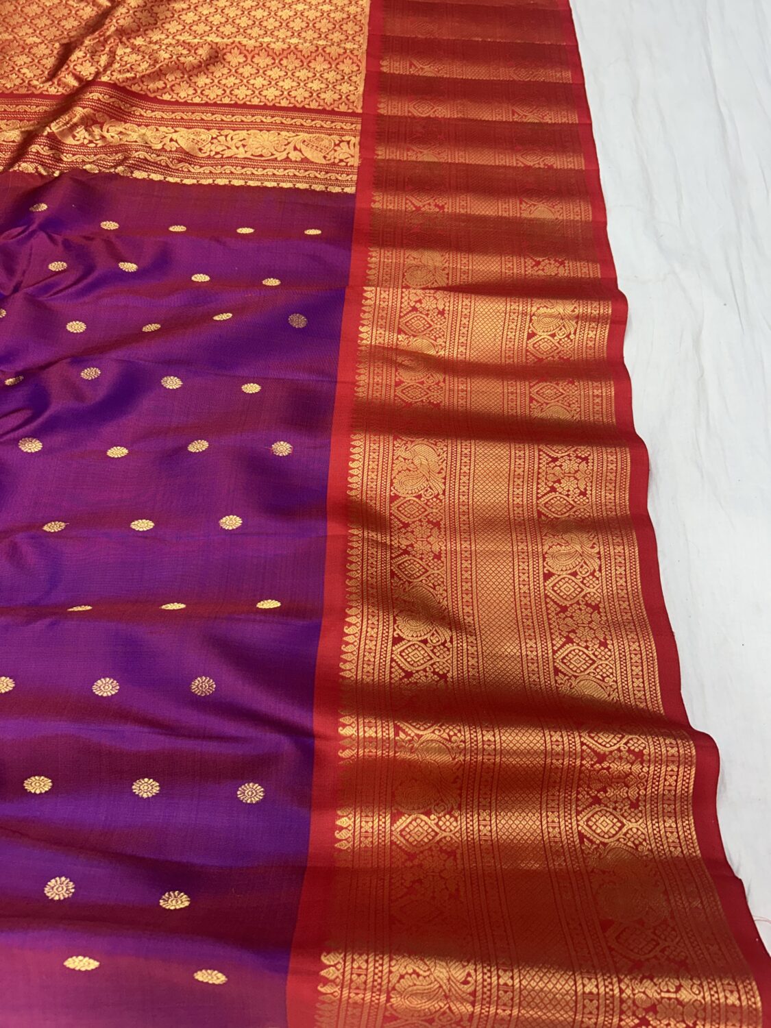 Purple Red Contrast Pure Gadwal Handloom Silk Saree