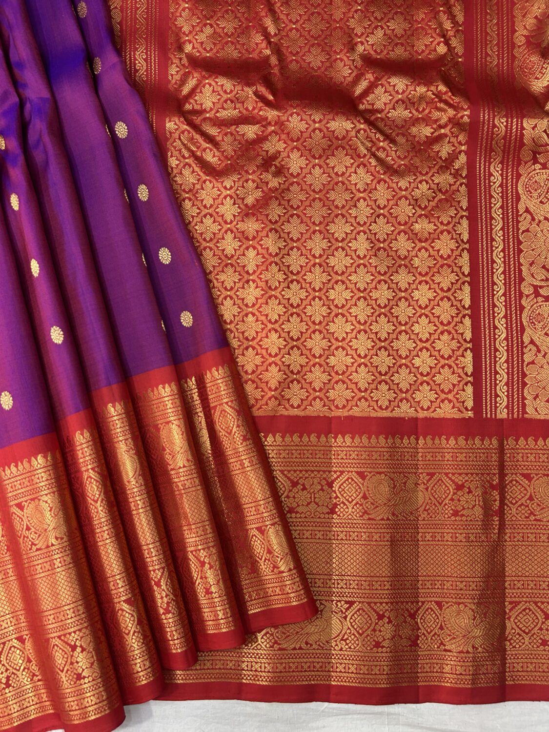 Purple Red Contrast Pure Gadwal Handloom Silk Saree