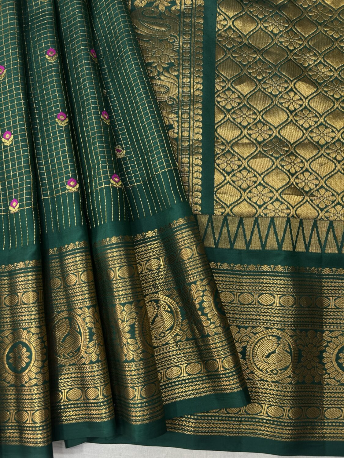 Bottle Green Pure Gadwal Silk Saree