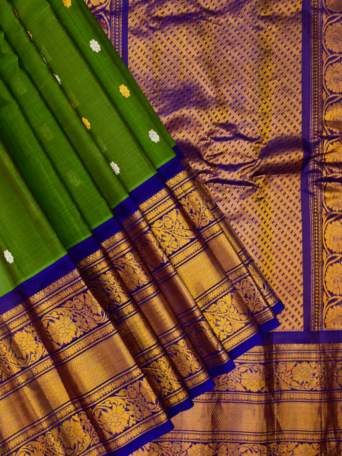 Green & Royal Blue Pure Handloom Sico Gadwal Saree