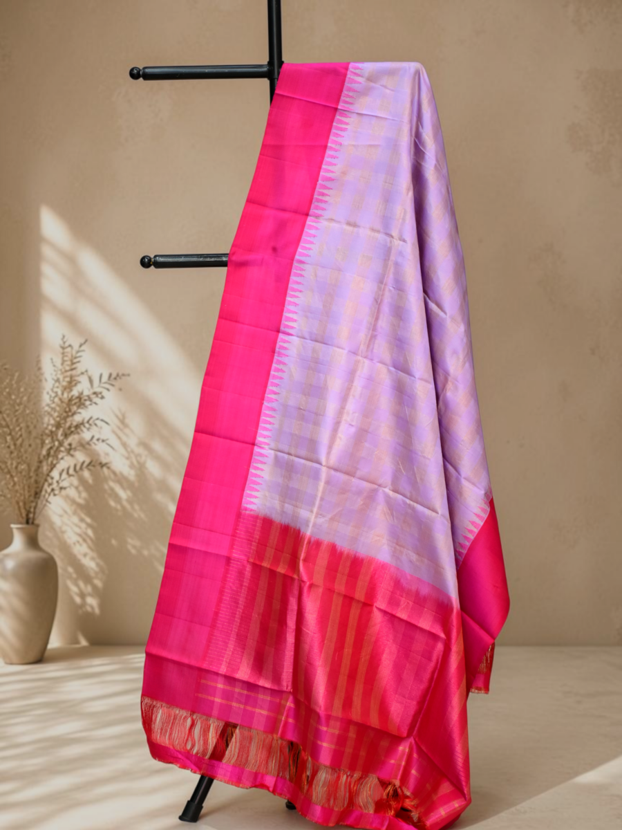 Lavender Pink Pure Silk Handloom Dupatta with Hot Pink Kuttu Border