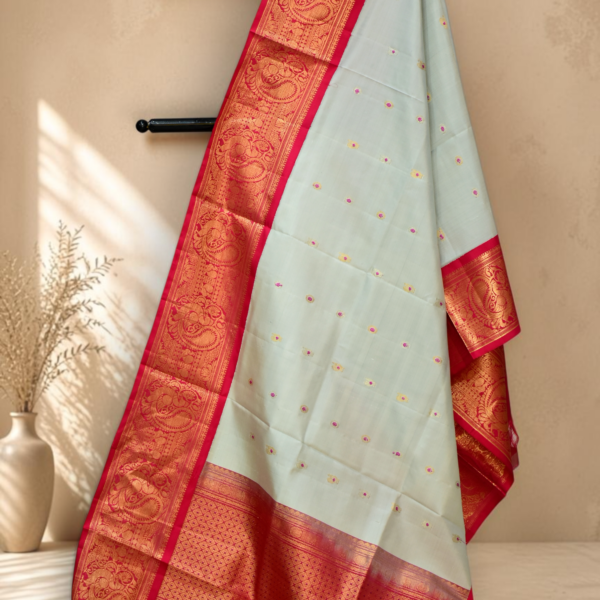 Light Pastel Gray Pure Silk Handloom Dupatta with Red Kuttu Wide Border and Floral Butta