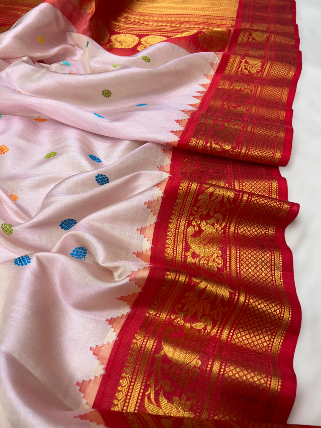 Baby Pink Pure Handloom Silk Gadwal Saree with Red Kuttu Border & Multicolor Butta