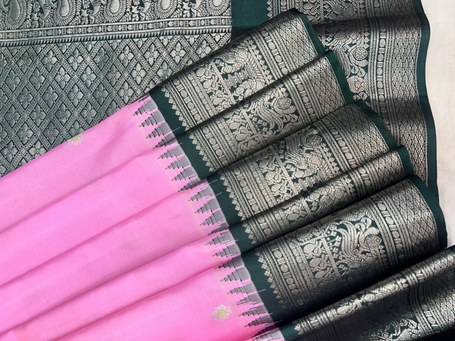 Baby Pink Gadwal Pure Silk Saree with Bottle Green Silver Zari Kuttu Border