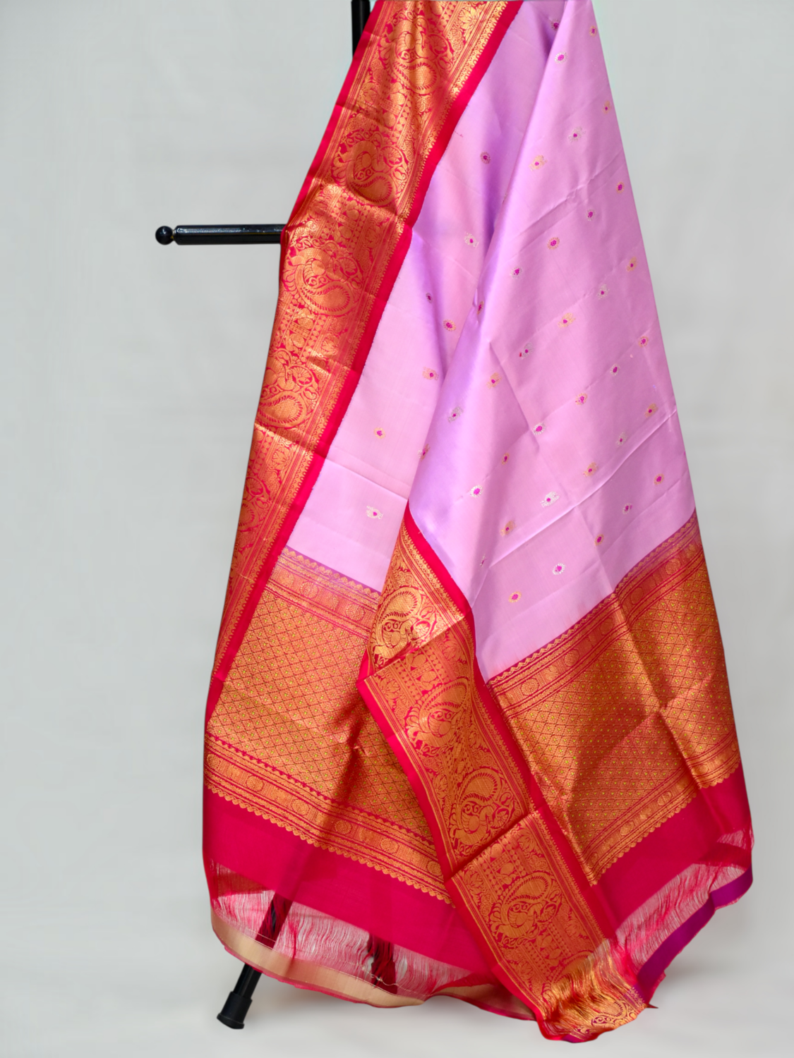 Baby Pink Pure Silk Handloom Dupatta with Red Kuttu Wide Border and Diamond Butta