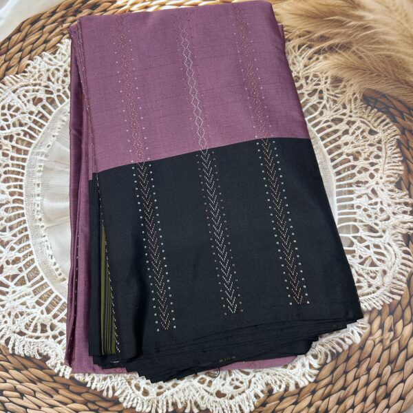 Dusty Mauve Saree with Black Contrast Pallu