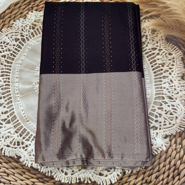 Coffee Brown Saree with Silver Grey Contrast Pallu