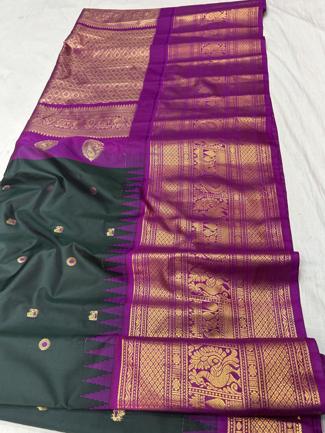 Bottle Green Saree with Magenta Border - Premium Semi Gadwal