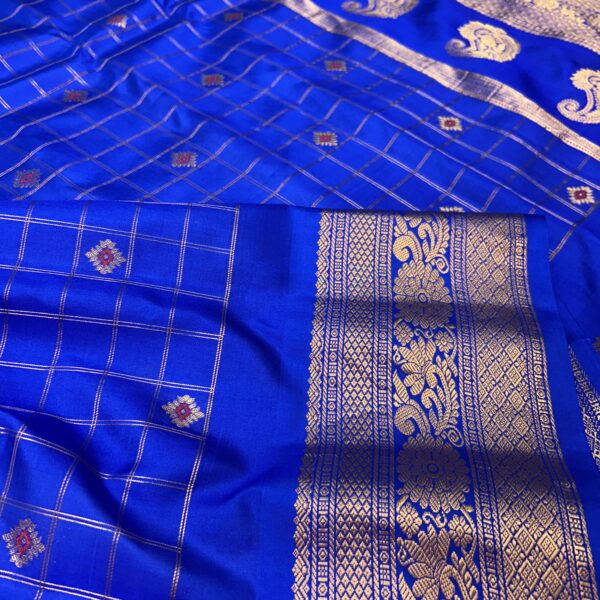 Royal Blue Self Pallu Checks Pure Silk Gadwal Saree