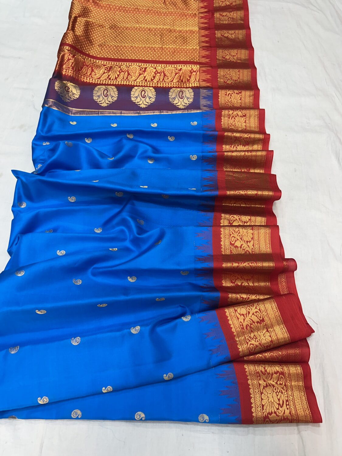 Bright Blue Red Pallu Pure Silk Gadwal Saree