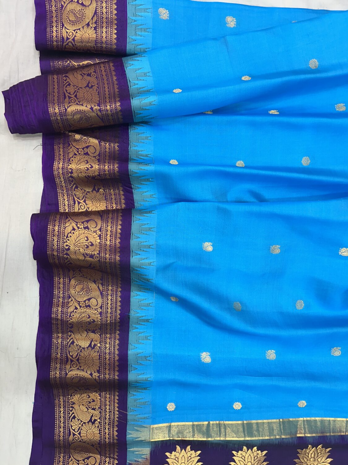 Sky Blue Deep Violet Pallu Pure Silk Gadwal Saree