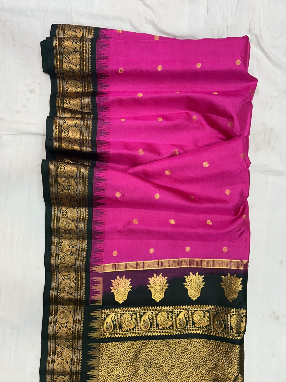 Rani Pink Bottle Green Pallu Pure Silk Gadwal Saree