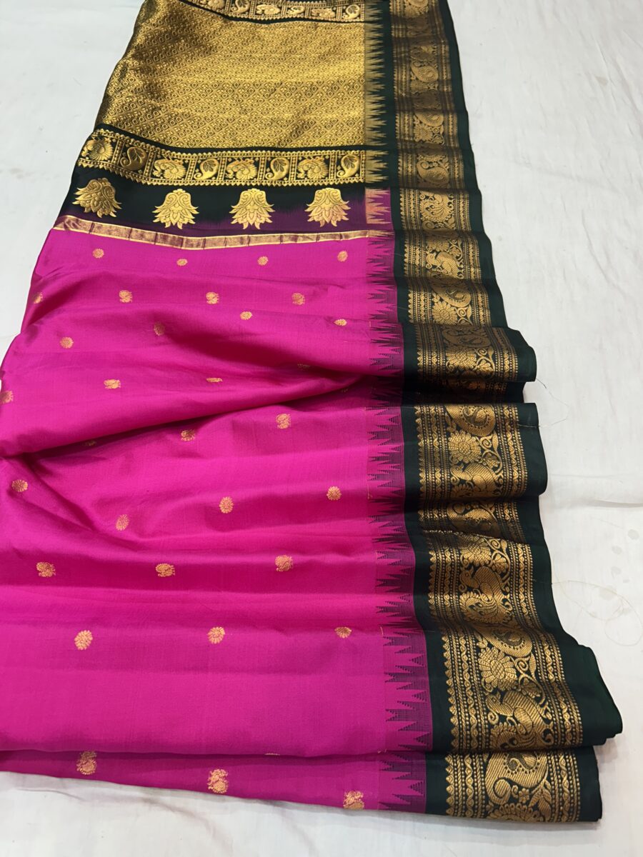 Rani Pink Bottle Green Pallu Pure Silk Gadwal Saree