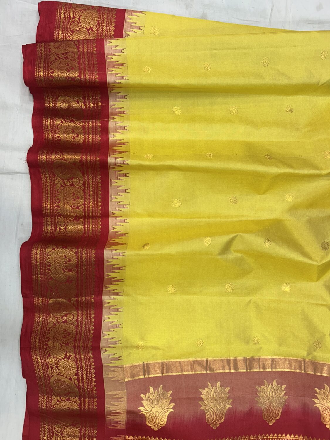 Lime Yellow Red Pallu Pure Silk Gadwal Saree