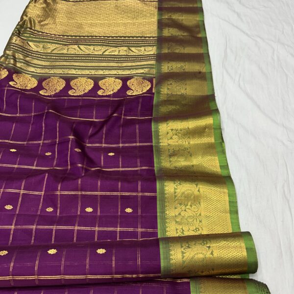 Wine Purple Handloom Sico Gadwal Saree with Parrot Green Wide Zari Border | Rich Pallu*