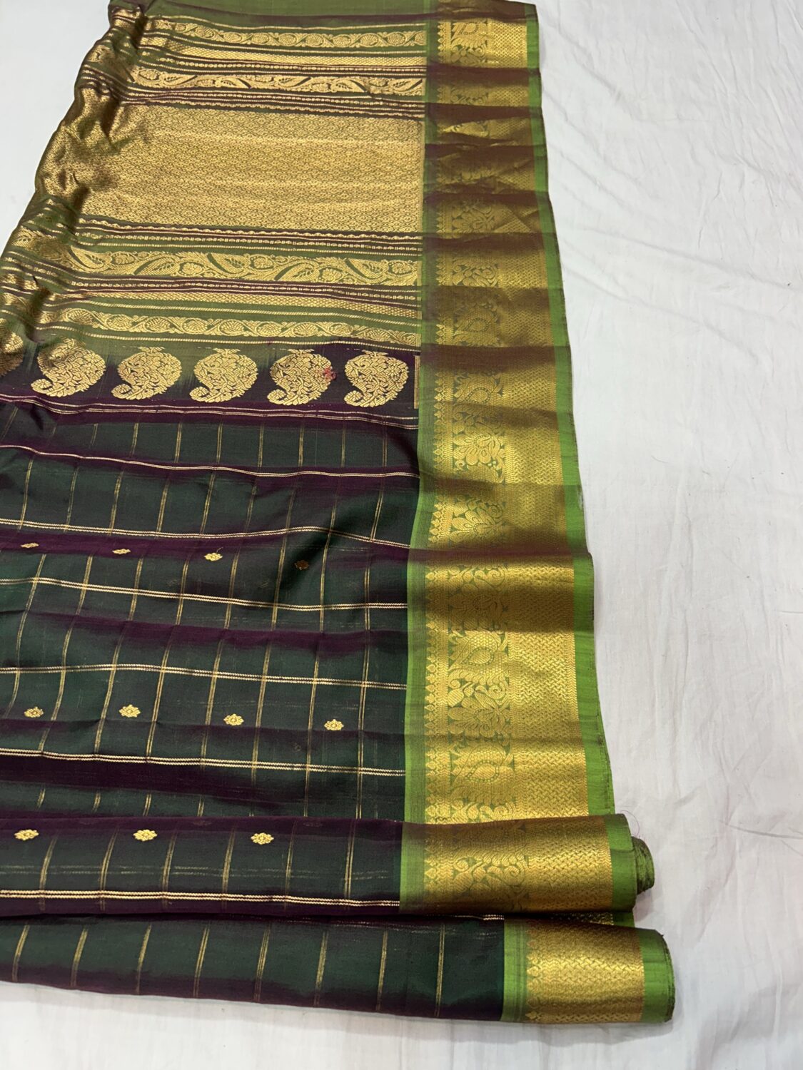 Bottle Green Handloom Sico Gadwal Saree with Parrot Green Wide Zari Border | Rich Pallu