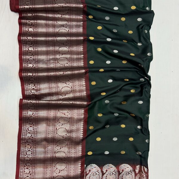 Bottle Green Handloom Pure Silk Gadwal Saree with Maroon Silver Zari Border