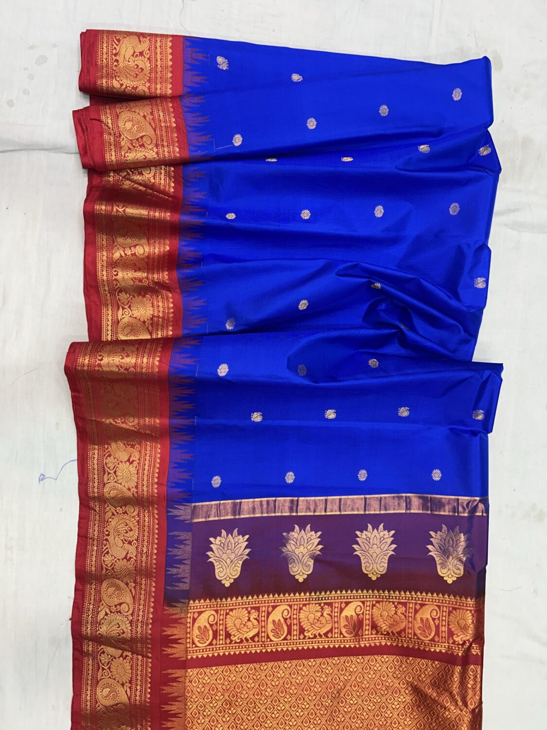 Royal Blue Red Pallu Pure Silk Gadwal Saree